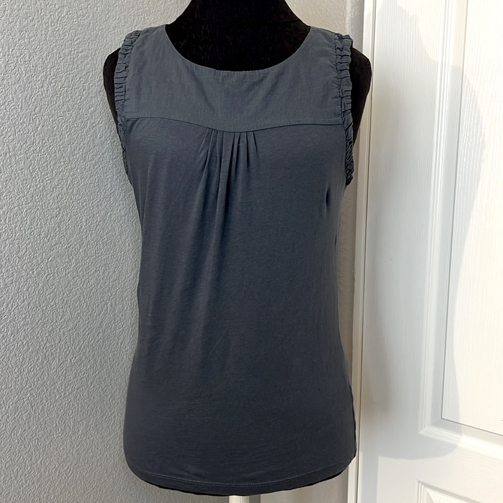 Ben and Lucia Anthropologie 100% Cotton Elegant Navy Sleeveless Ruffle Tank Top